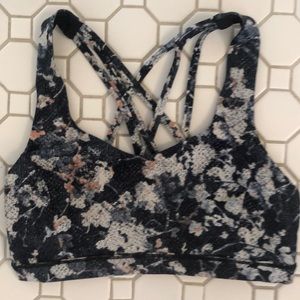 Lululemon Free to Be Serene sports bra